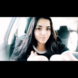 Meet your Posher, Rebecca